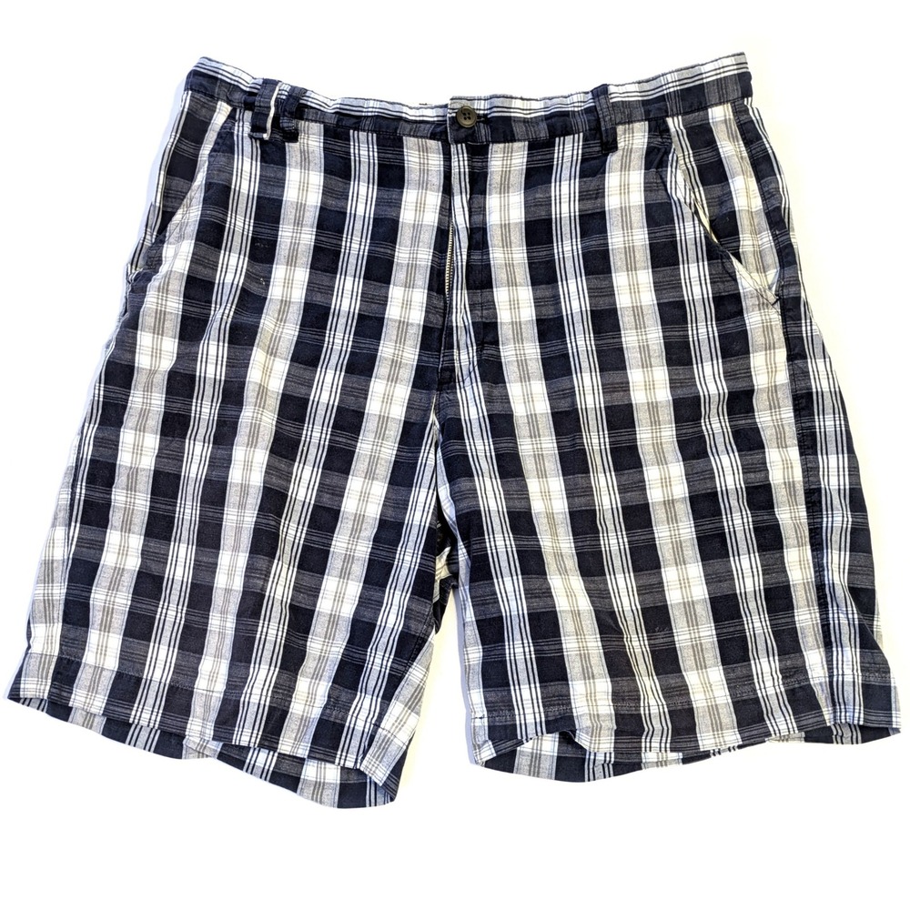 Chaps Denim Mens Plaid Shorts Navy Blue White Cotton Size 36 Flat Front Casual